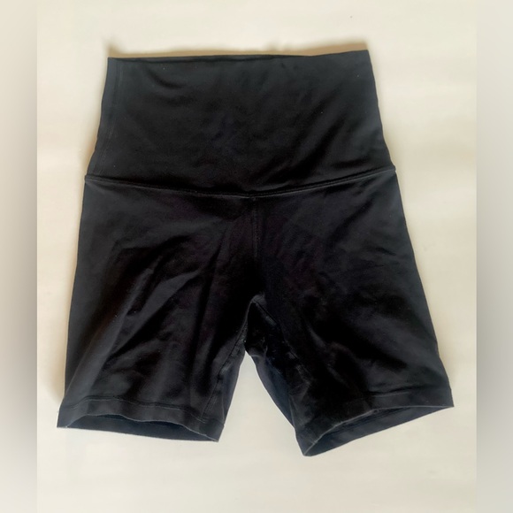 Lululemon Align Shorts - Picture 2 of 2